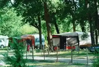 MN4824 - Camping avec logements insolites en Bretagne
