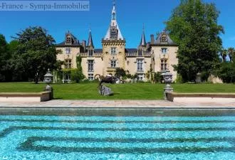 vente d'un château d'exception au cur des midi-pyrénées avec un camping 100 emplacements