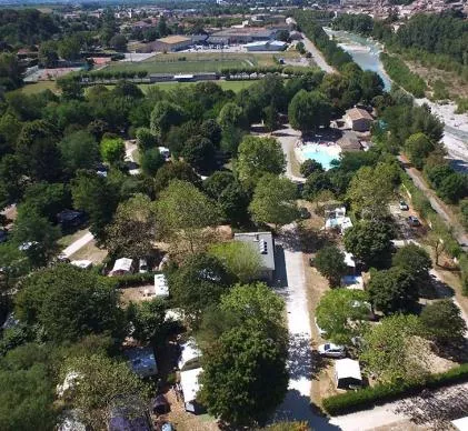 Concession de service public pour le développement et l'exploitation du camping « Les Clorinthes » à Crest
