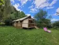 À vendre – Camping-Gîtes de 1,2 hectares à proximité de Saint Girons – Ariège (09)