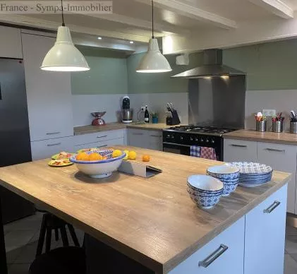 superbe camping à vendre situé à seulement 30 minutes de cahors dans le lot, en occitanie