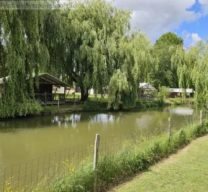 dans le sud-ouest ensoleillé de la france, au cur de la nature de la vallée du lot, se trouve ce dom
