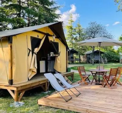 A VENDRE – CAMPING 4* ÉCO-RESPONSABLE – PROCHE CAHORS (46)