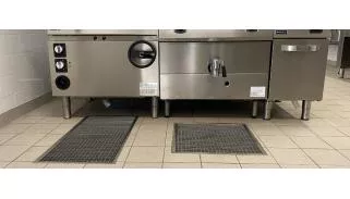 BLÜCHER® SIPHONS ET CANIVEAUX CUISINE «CANOX» POUR LES SERVICES DE RESTAURATION