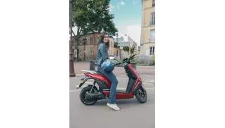 Petit scooter électrique pas cher 