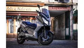 Maxi-scooter électrique 125cc