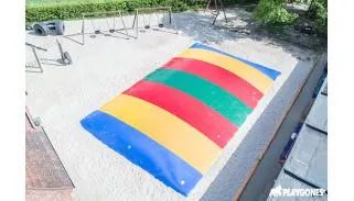 Trampoline Géant Gonflable par Playgones