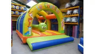 Obstacle sous 3 arches chenille gonflable