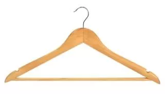 50 cintres en bois